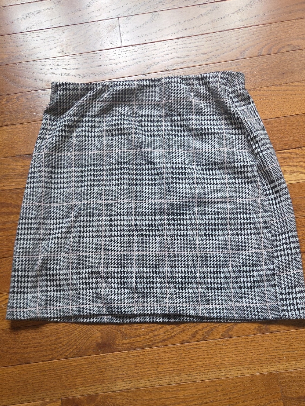 H&M Black and White Glen Plaid Mini Skirt